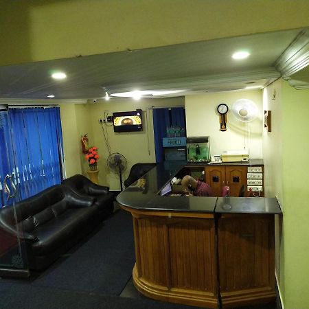 טריואנדרום Manjalikulam Tourist Home מראה חיצוני תמונה